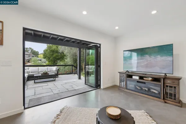 $1,390,000 | 380 Vermont Avenue, Berkeley, CA 94707