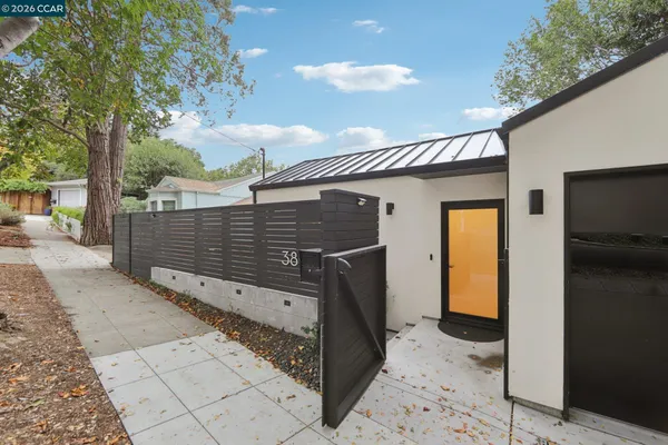 $1,390,000 | 380 Vermont Avenue, Berkeley, CA 94707