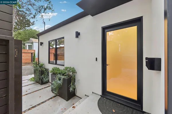 $1,390,000 | 380 Vermont Avenue, Berkeley, CA 94707