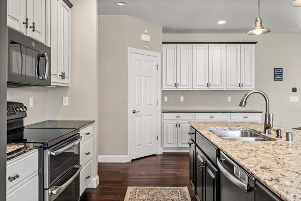 $570,000 | 503 Russell Drive West, Holmen, WI 54636