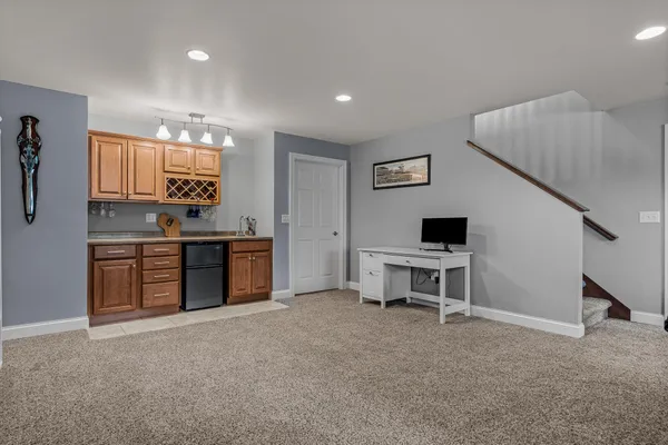 $570,000 | 503 Russell Drive West, Holmen, WI 54636