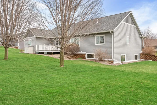 $570,000 | 503 Russell Drive West, Holmen, WI 54636