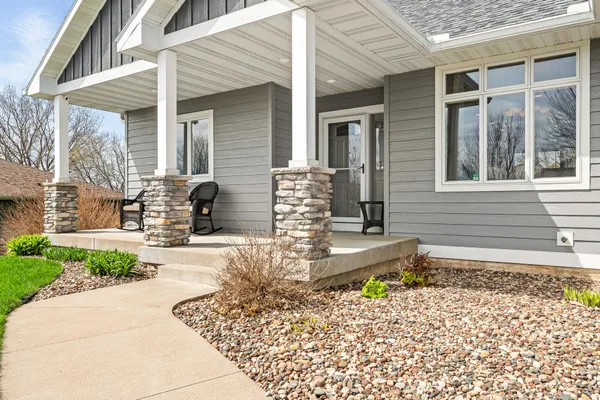 $570,000 | 503 Russell Drive West, Holmen, WI 54636