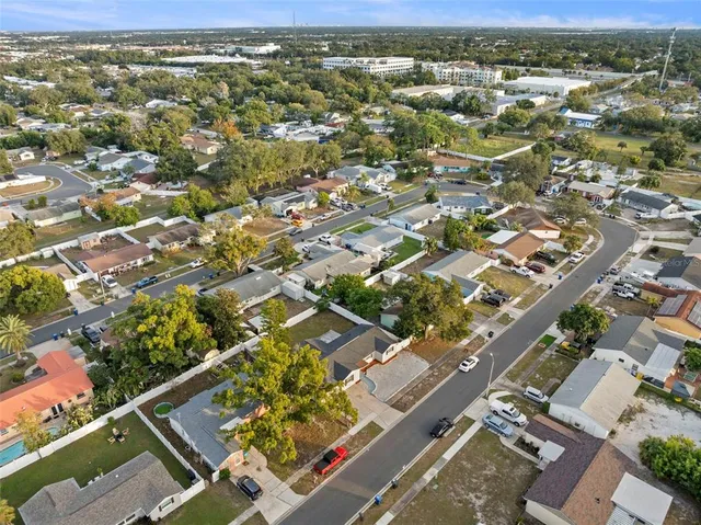 $415,000 | 1863 12th Street Southwest, Largo, FL 33778