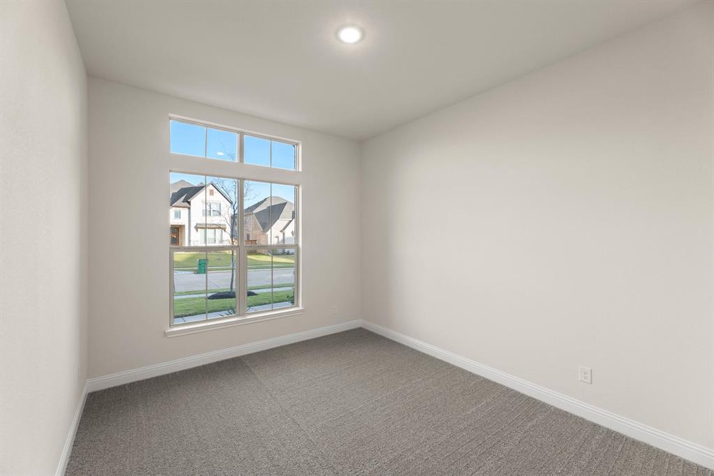 51 Magpie Street Joshua, TX 76058 - Photo 20 of 29 an empty room with a window
