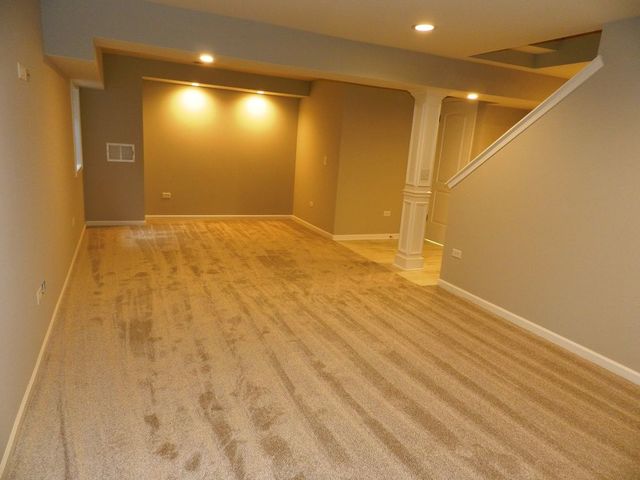 1450 Hawk Drive Bolingbrook, IL 60490 - Photo 17 of 22