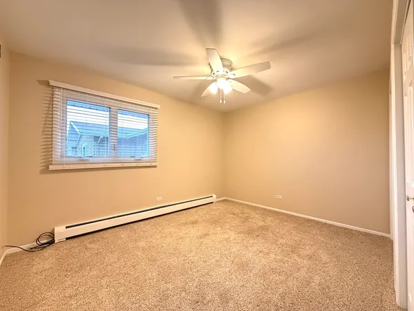 $189,900 | 9008 West 140th Street, Unit 3C, Orland Park, IL 60462
