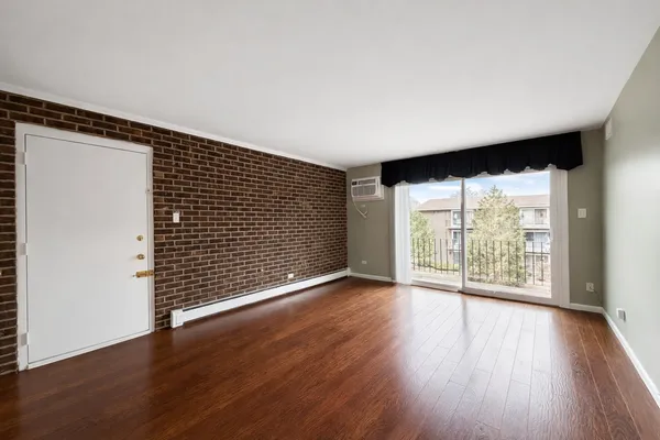 $189,900 | 9008 West 140th Street, Unit 3C, Orland Park, IL 60462