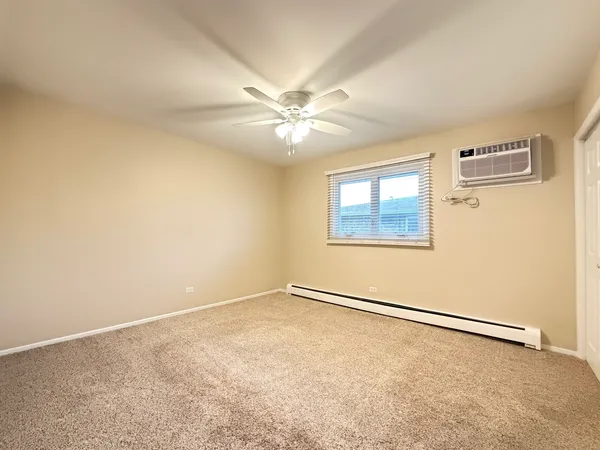 $189,900 | 9008 West 140th Street, Unit 3C, Orland Park, IL 60462