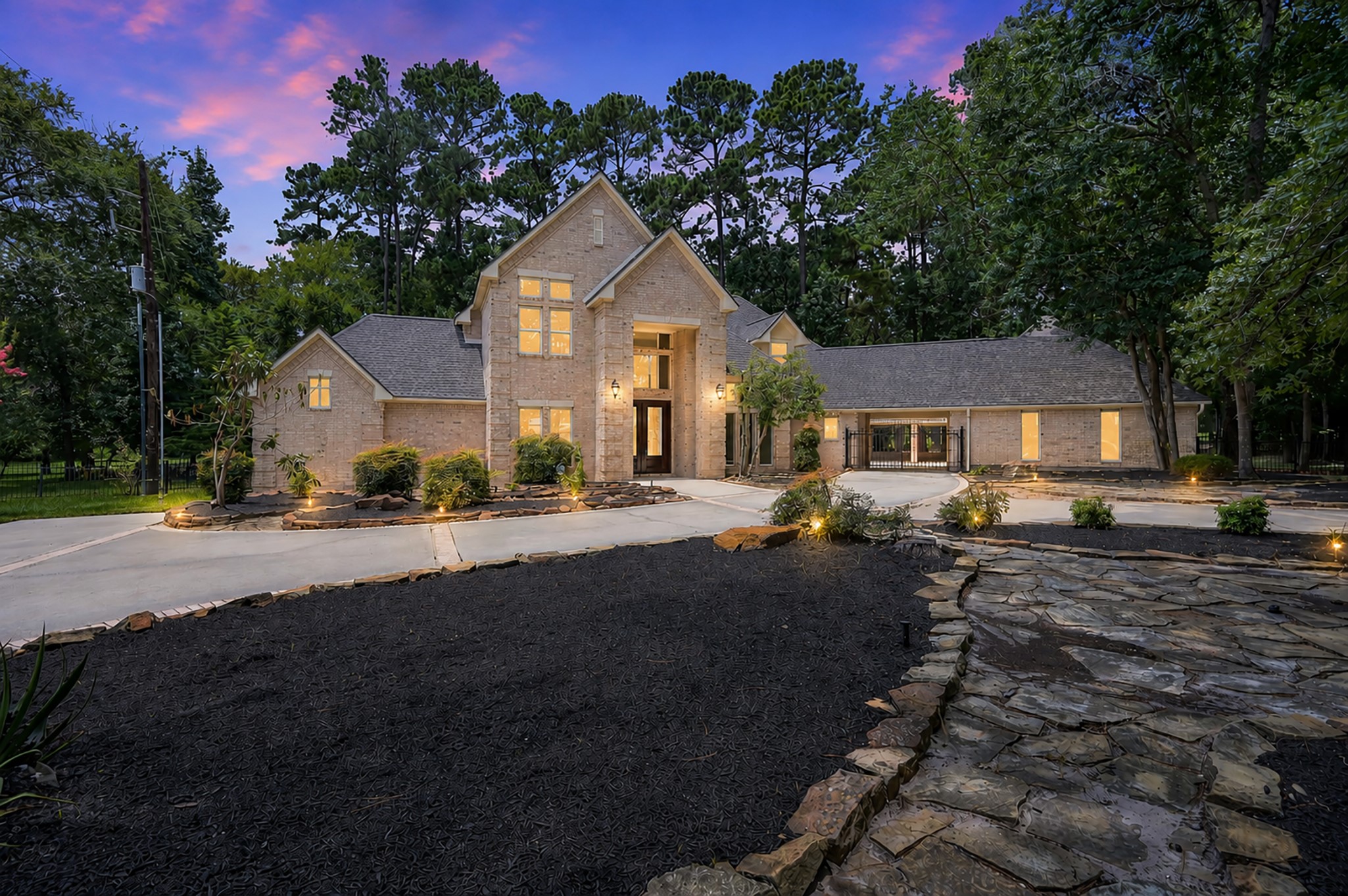 2205 Longmire Road Conroe, TX 77304 - Photo 5 of 49