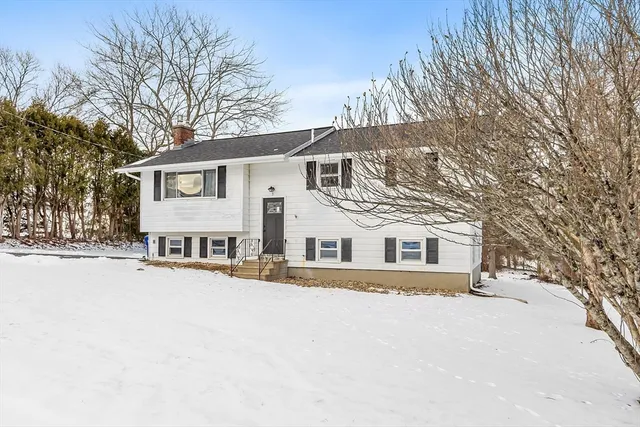 $549,900 | 3 Fordham Drive, Milford, MA 01757