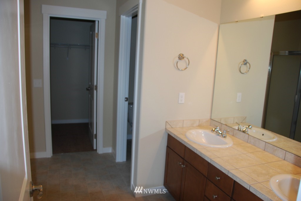 16316 35th Drive Southeast Bothell, WA 98012 - Photo 7 of 9 Gallery Image 7