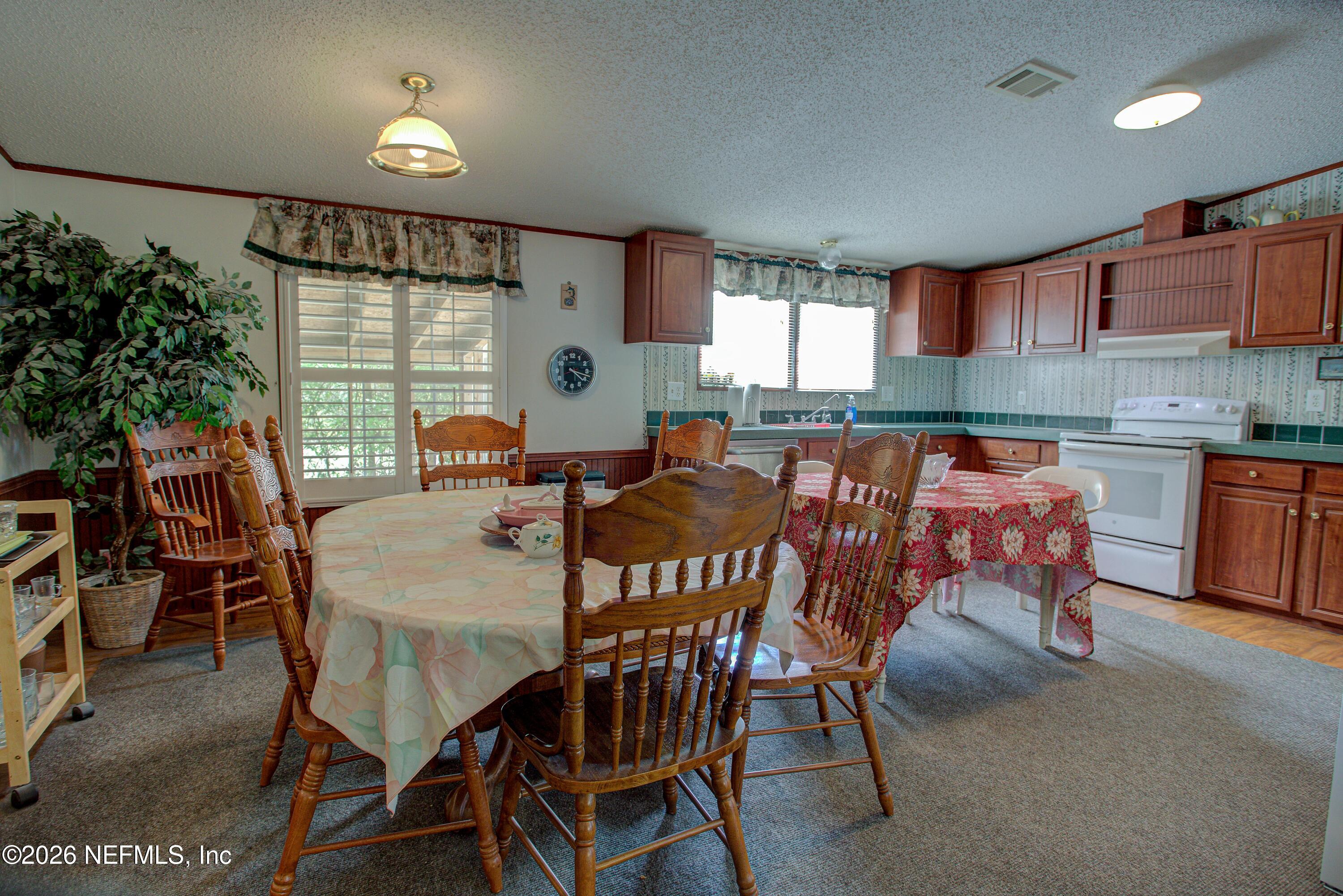 28050 Roundup Place Hilliard, FL 32046 - Photo 14 of 43 20260402-28050_Roundup_Pl-32