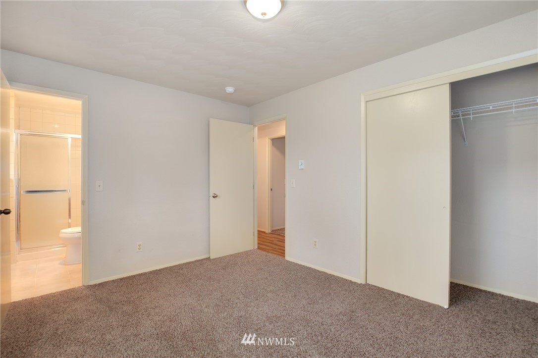 34660 Military Road South Federal Way, WA 98001 - Photo 14 of 24 a view of an empty room