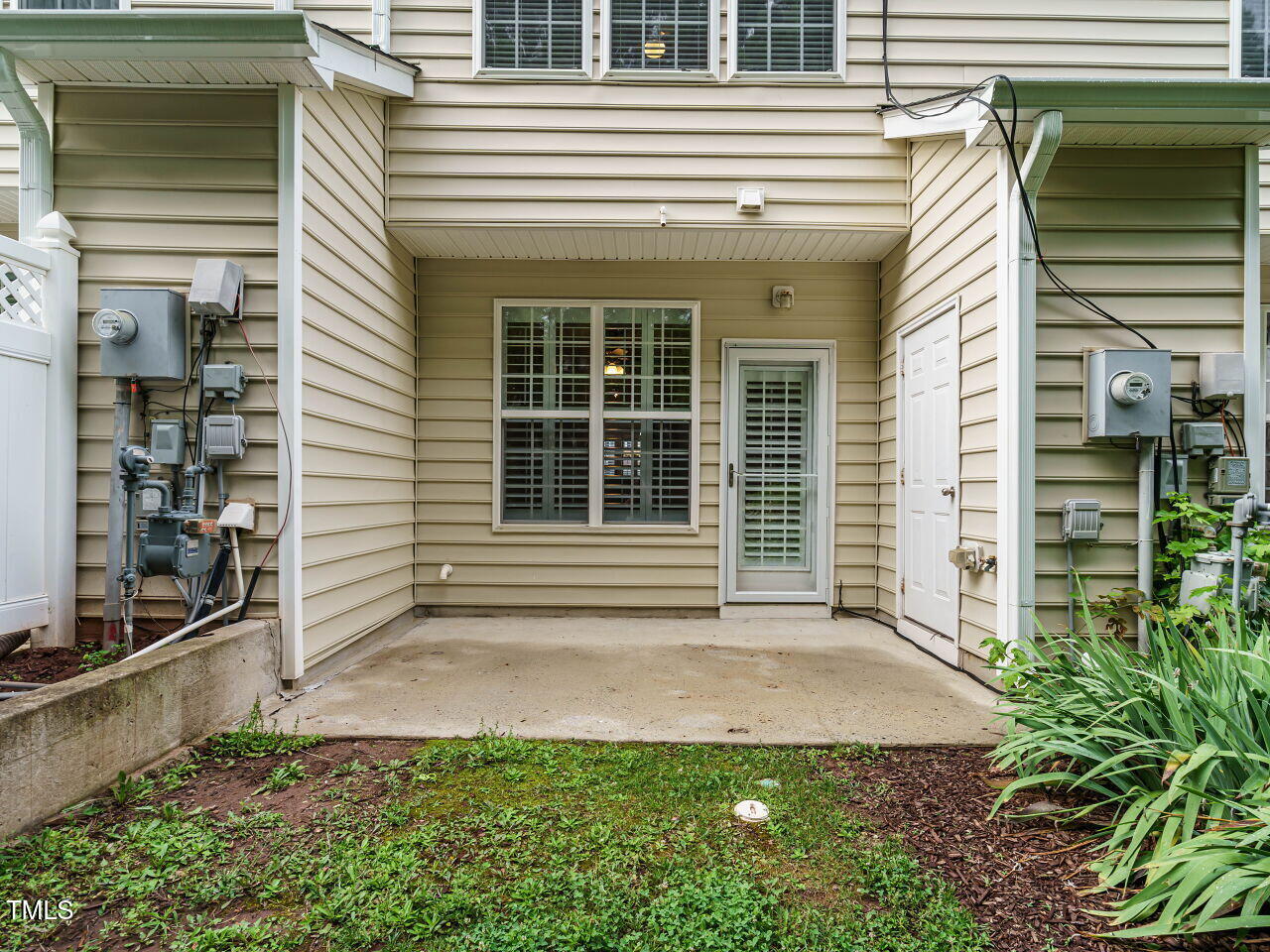 7646 Winners Edge Street Raleigh, NC 27617 - Photo 27 of 30 027-1280x960-rear-view