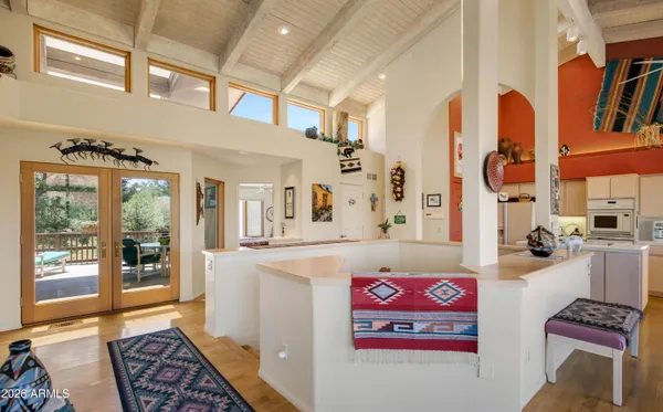 $1,595,000 | 221 Lookout Drive, Sedona, AZ 86351