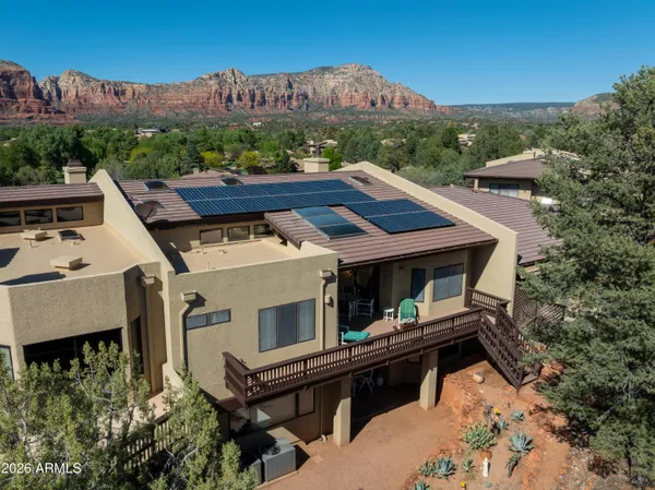 $1,595,000 | 221 Lookout Drive, Sedona, AZ 86351