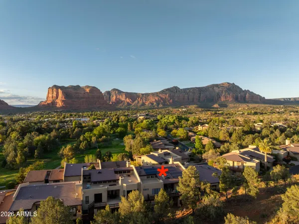 $1,595,000 | 221 Lookout Drive, Sedona, AZ 86351
