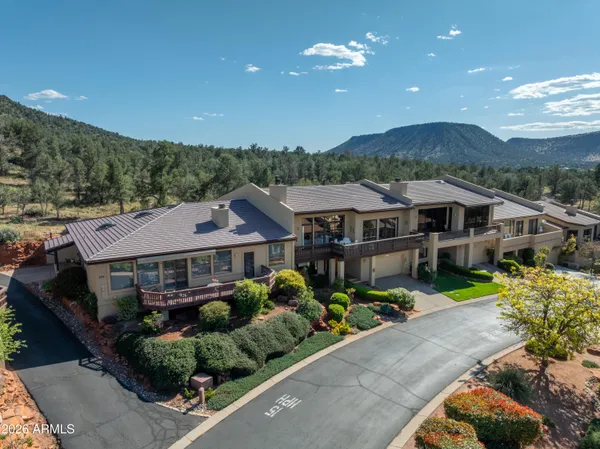 $1,595,000 | 221 Lookout Drive, Sedona, AZ 86351