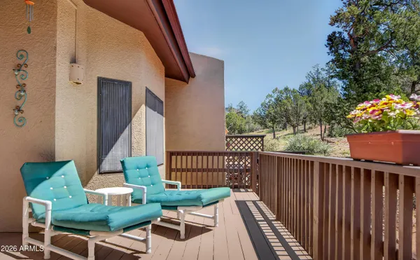 $1,595,000 | 221 Lookout Drive, Sedona, AZ 86351