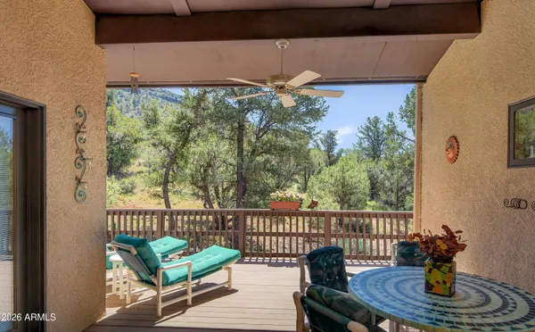 $1,595,000 | 221 Lookout Drive, Sedona, AZ 86351