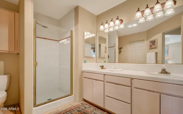 $1,595,000 | 221 Lookout Drive, Sedona, AZ 86351