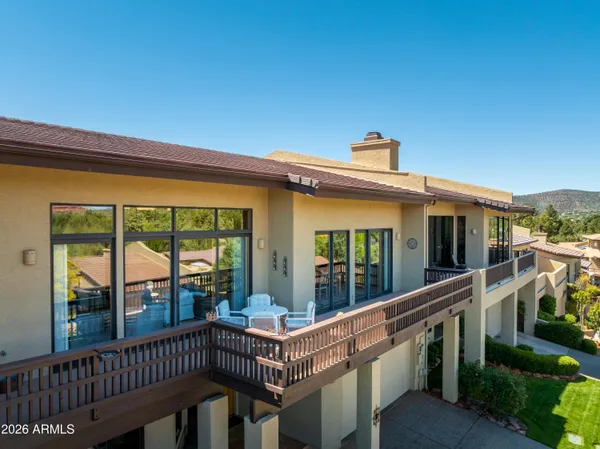 $1,595,000 | 221 Lookout Drive, Sedona, AZ 86351