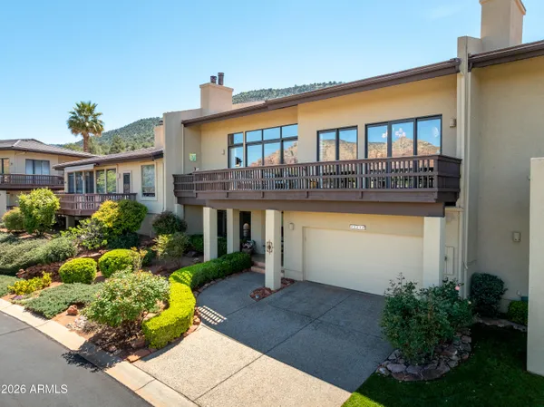 $1,595,000 | 221 Lookout Drive, Sedona, AZ 86351