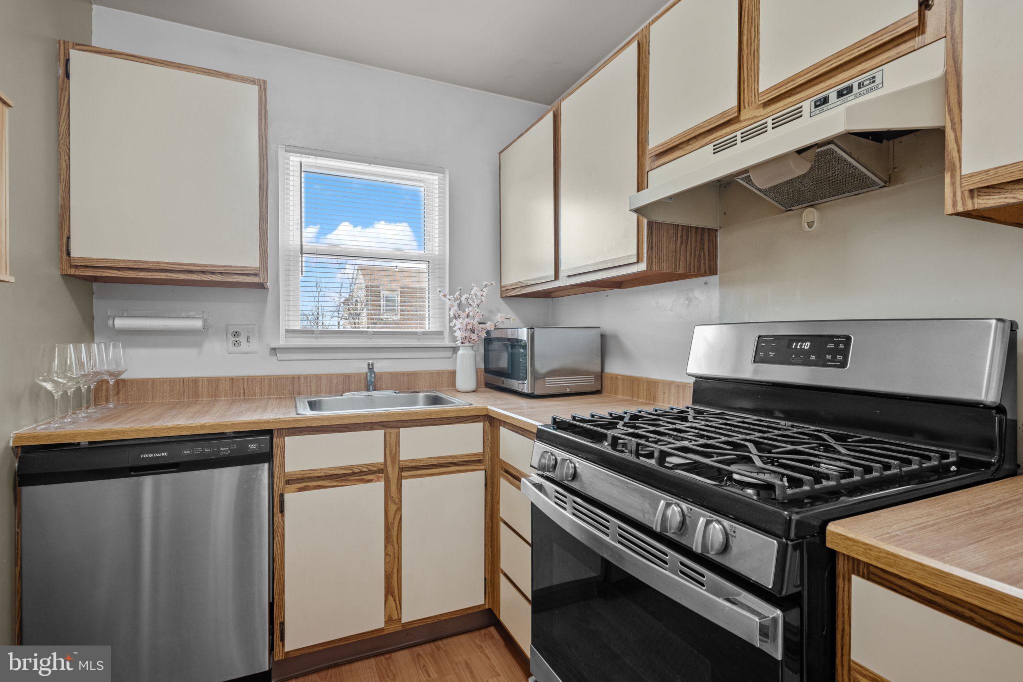 9350 Neil Road, Unit A Philadelphia, PA 19115 - Photo 11 of 25 Gallery Image 11