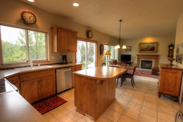 2213 South Steen Road Spokane Valley, WA 99037 - Photo 7 of 20