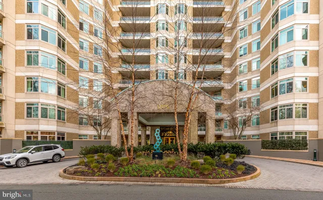 $5,488,000 | 5630 Wisconsin Avenue, Unit 805, Chevy Chase, MD 20815