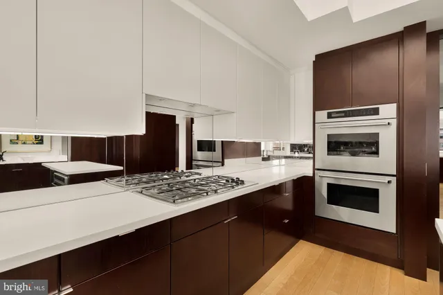 $5,488,000 | 5630 Wisconsin Avenue, Unit 805, Chevy Chase, MD 20815