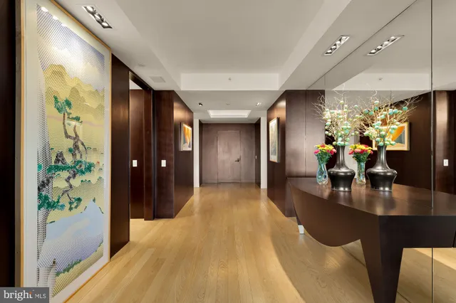 $5,488,000 | 5630 Wisconsin Avenue, Unit 805, Chevy Chase, MD 20815