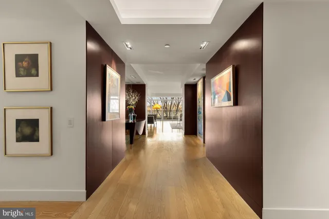 $5,488,000 | 5630 Wisconsin Avenue, Unit 805, Chevy Chase, MD 20815