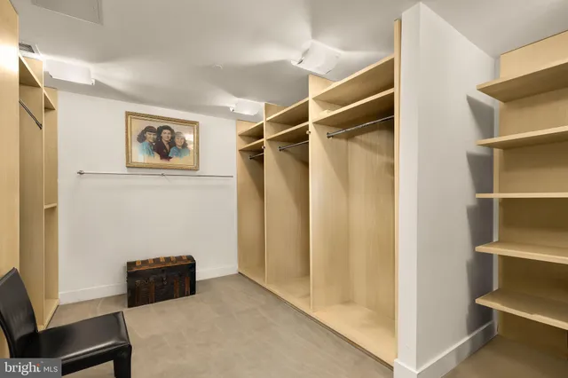 $5,488,000 | 5630 Wisconsin Avenue, Unit 805, Chevy Chase, MD 20815