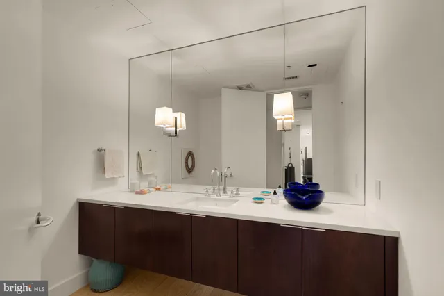 $5,488,000 | 5630 Wisconsin Avenue, Unit 805, Chevy Chase, MD 20815