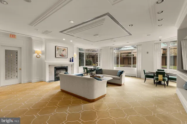 $5,488,000 | 5630 Wisconsin Avenue, Unit 805, Chevy Chase, MD 20815