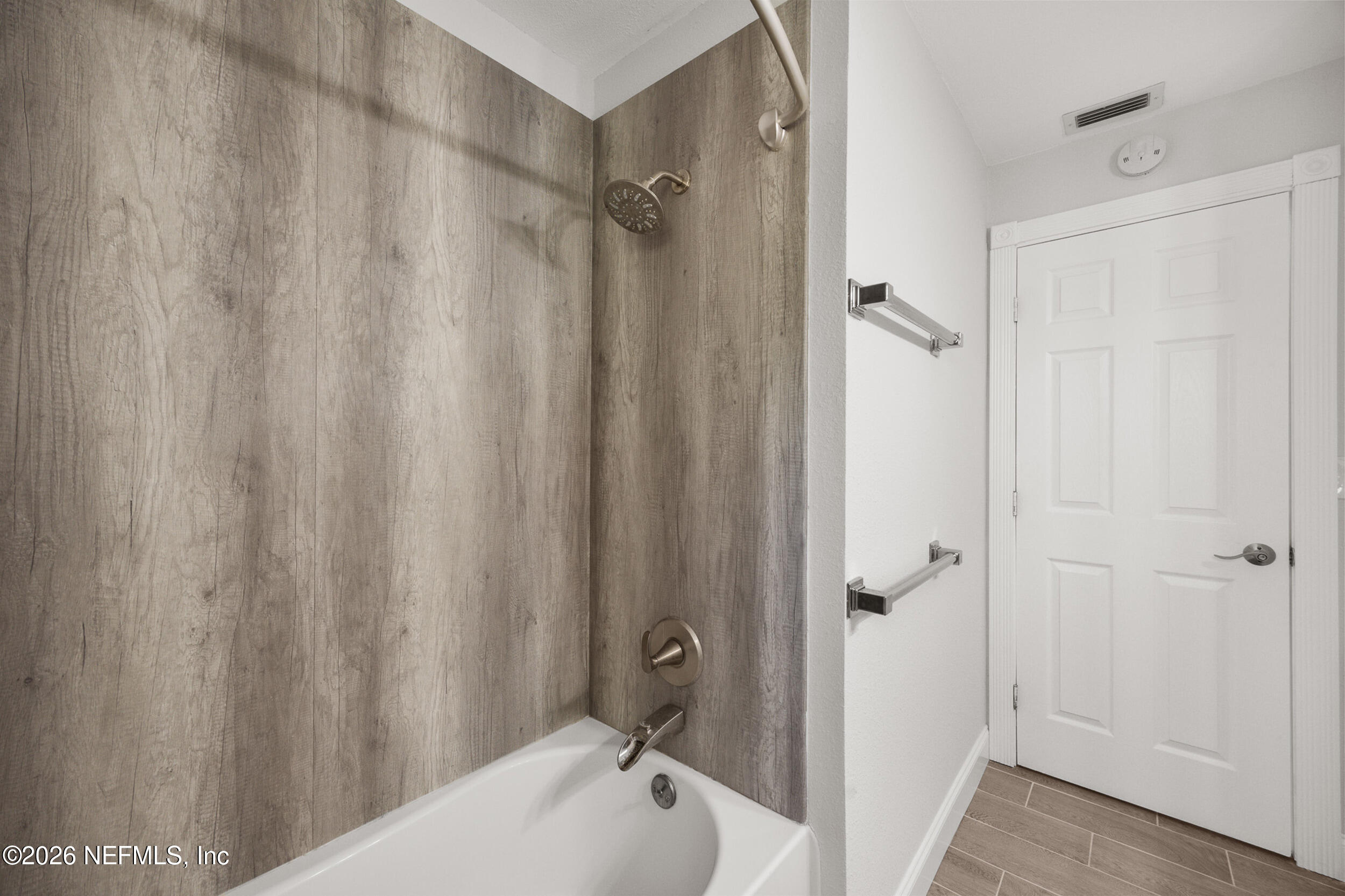 17 Palm Drive Yankeetown, FL 34498 - Photo 22 of 45 a bathroom with a tub and a sink