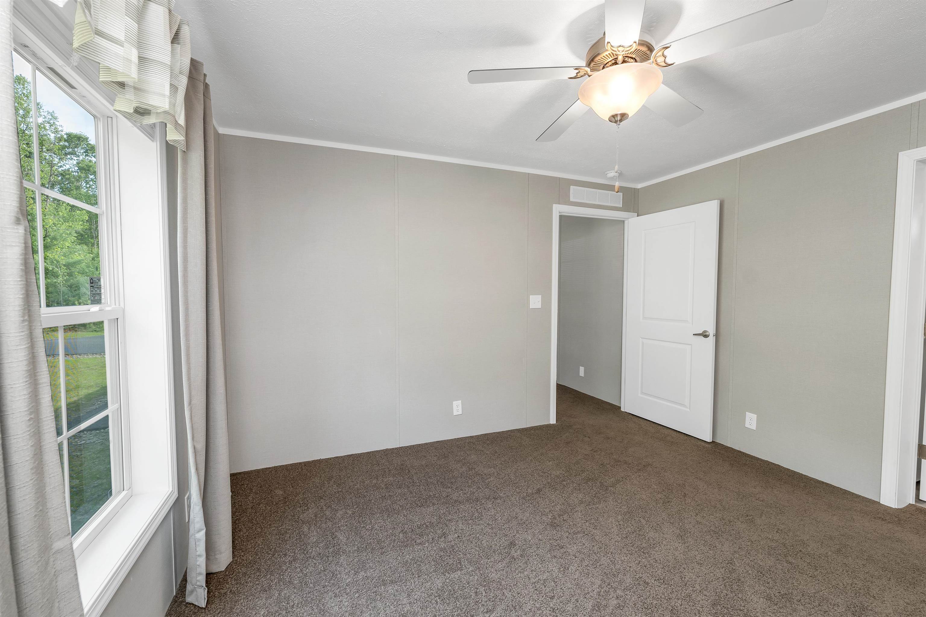 106 Stevens Road, Unit 1 Effingham, NH 03882 - Photo 11 of 54