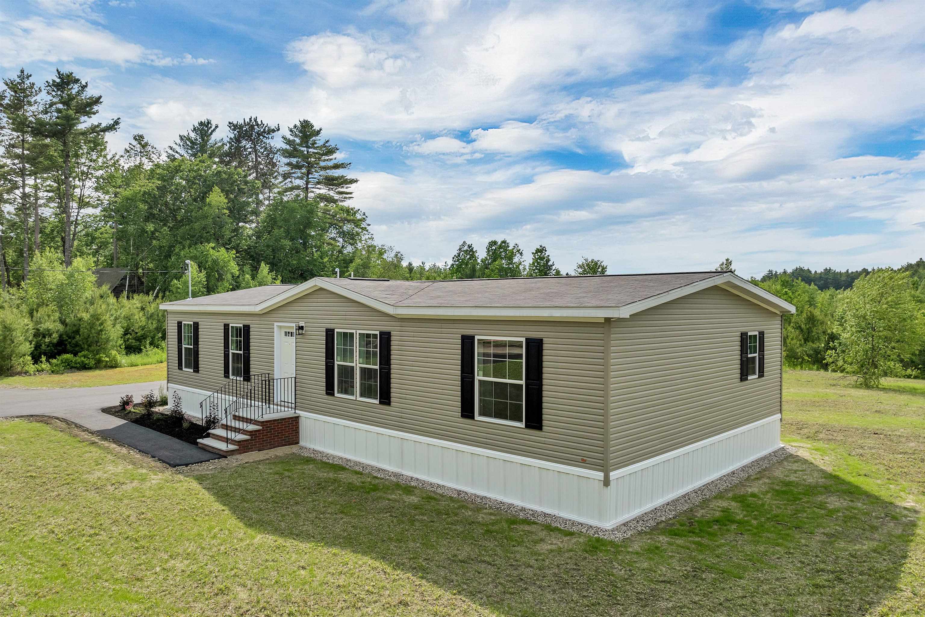 106 Stevens Road, Unit 1 Effingham, NH 03882 - Photo 38 of 54
