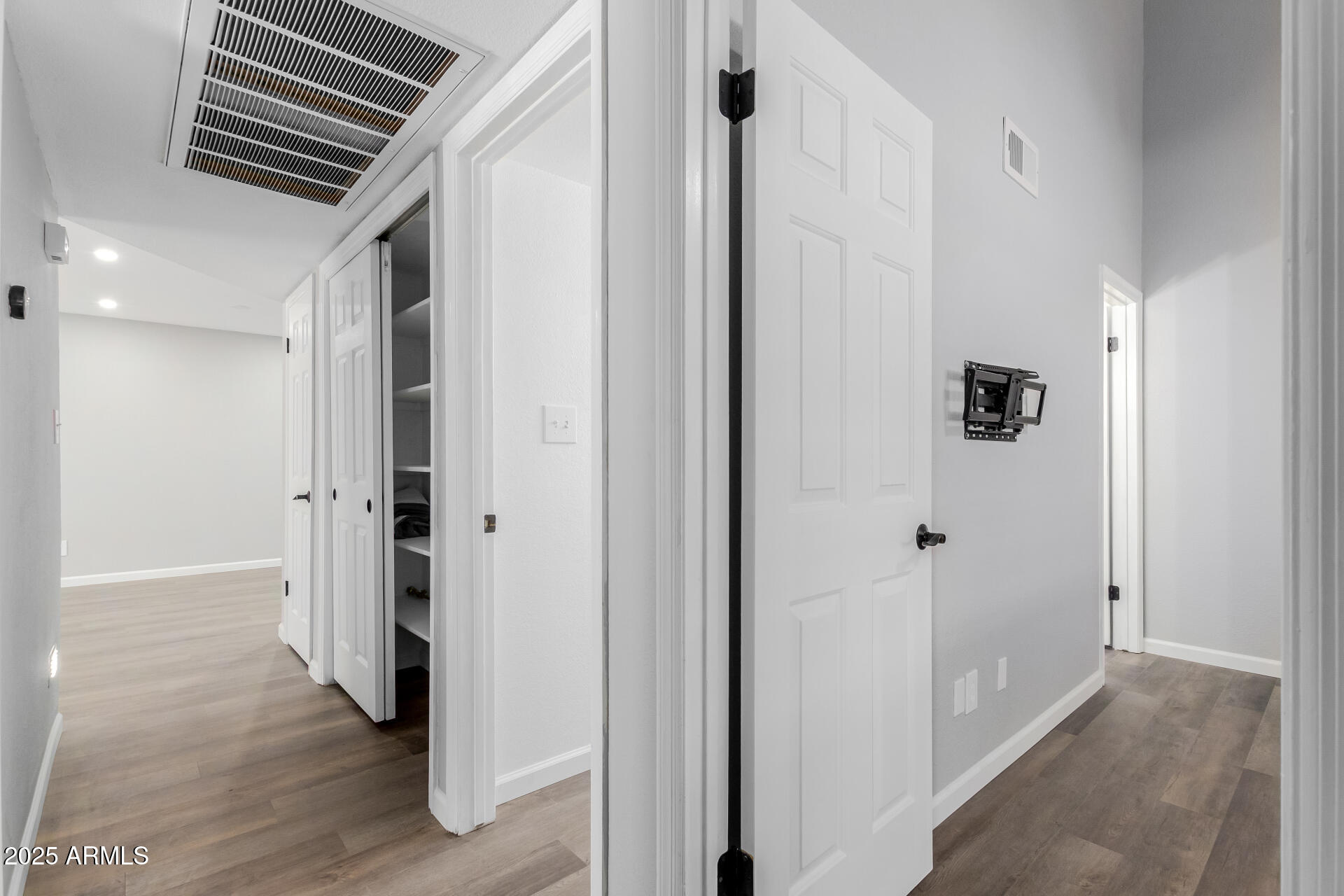 2144 East Center Lane, Unit 3 Tempe, AZ 85281 - Photo 11 of 30 a view of entryway with white walls