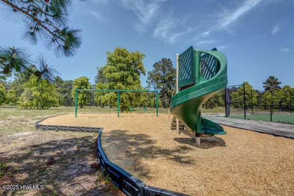 $769,900 | 3586 Rivergate Way Northeast, Leland, NC 28451