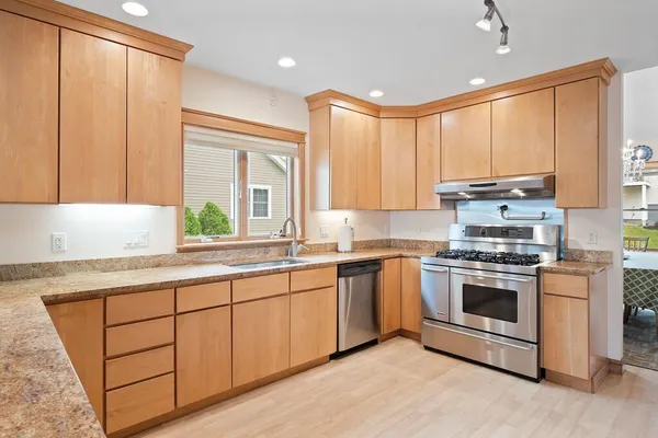 $740,000 | 15 Harbor Drive, Unit 15, Brewer, ME 04412