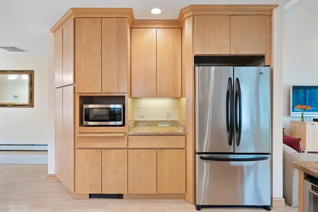 $740,000 | 15 Harbor Drive, Unit 15, Brewer, ME 04412