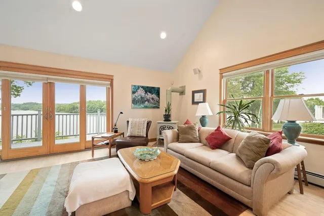 $740,000 | 15 Harbor Drive, Unit 15, Brewer, ME 04412