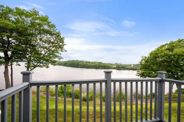 $740,000 | 15 Harbor Drive, Unit 15, Brewer, ME 04412