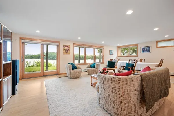$740,000 | 15 Harbor Drive, Unit 15, Brewer, ME 04412