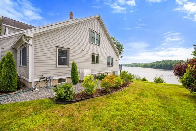 $740,000 | 15 Harbor Drive, Unit 15, Brewer, ME 04412
