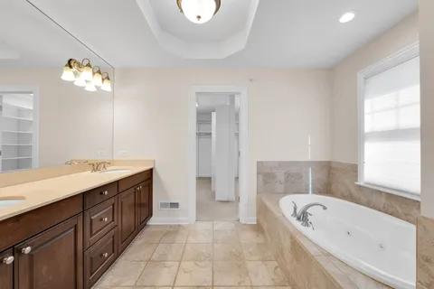 $1,199,990 | 141 Walnut Street, Libertyville, IL 60048