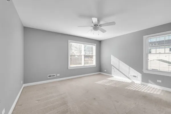 $1,199,990 | 141 Walnut Street, Libertyville, IL 60048